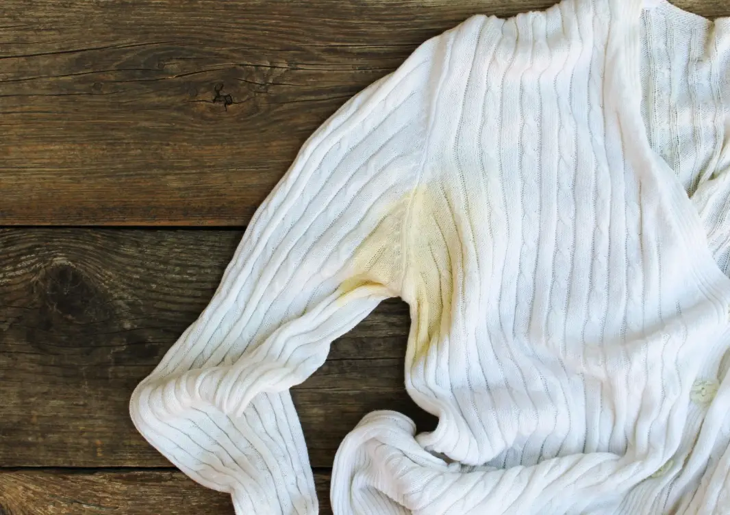 衣服泛黃洗不掉？這招立刻白回來，專家秘訣大公開