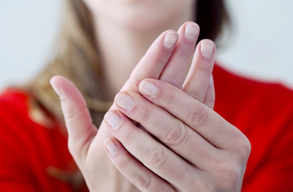 手麻看哪科 手麻看哪科