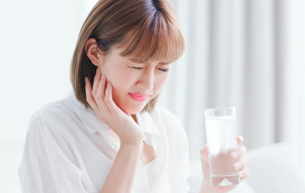 下排牙齒酸酸原因 下排牙齒酸酸原因