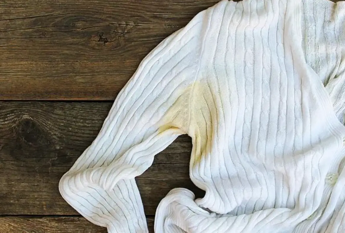 白衣服漂白水變黃