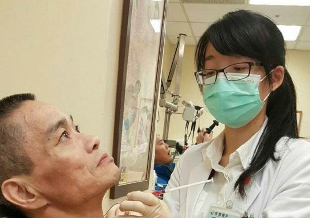 快速恢復喉嚨沙啞