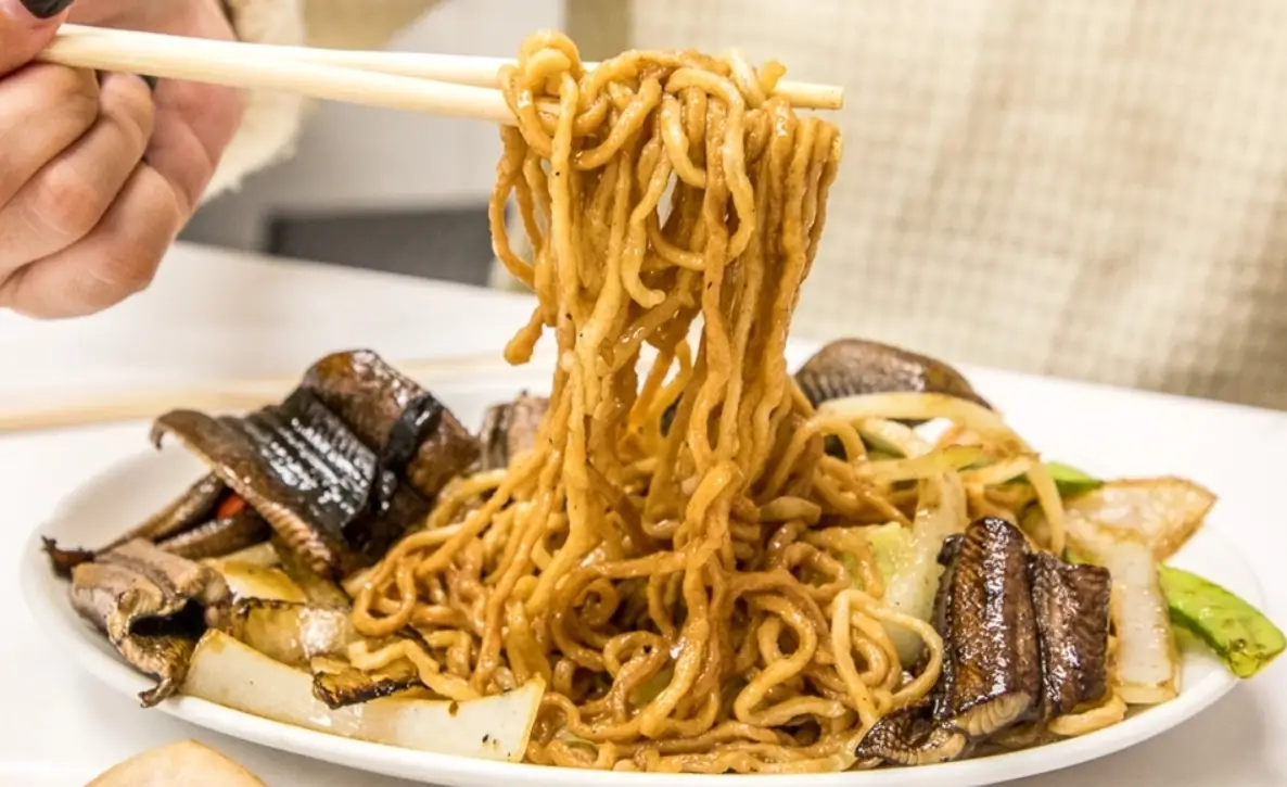 鴨母寮市場必吃