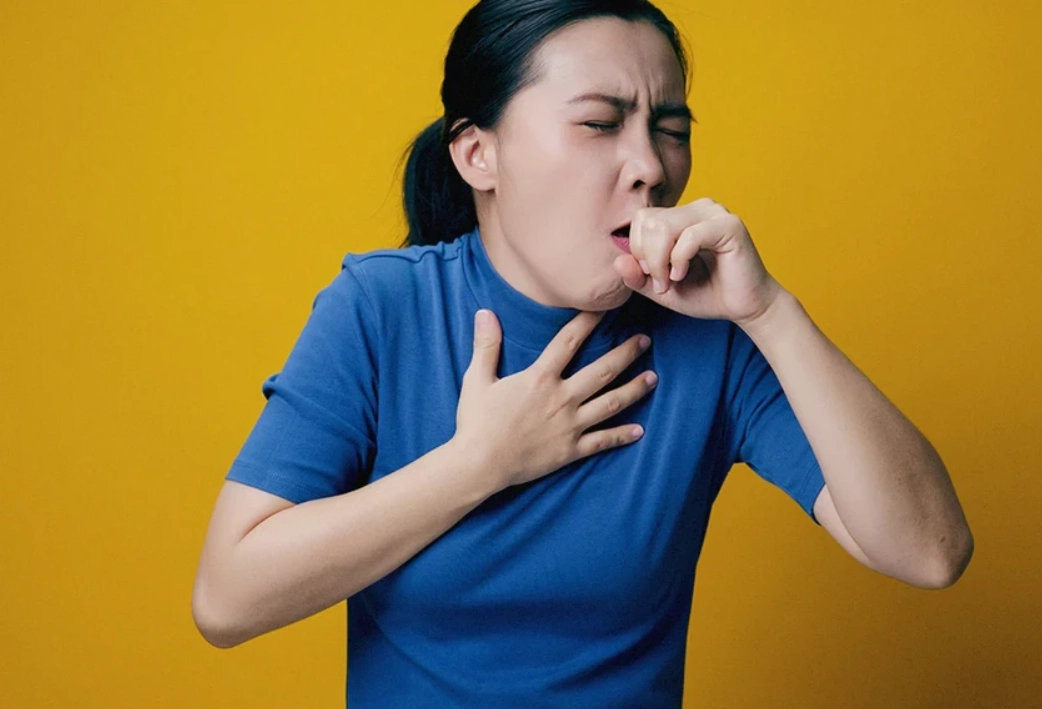 立刻止咳方法：12種實測有效的居家緩解技巧與常見誤區