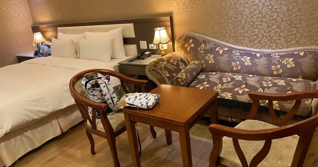 大甲車站附近住宿