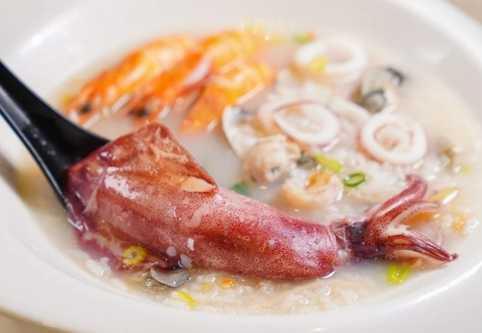 南華市場美食街