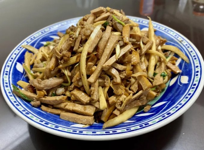 豆乾炒肉絲