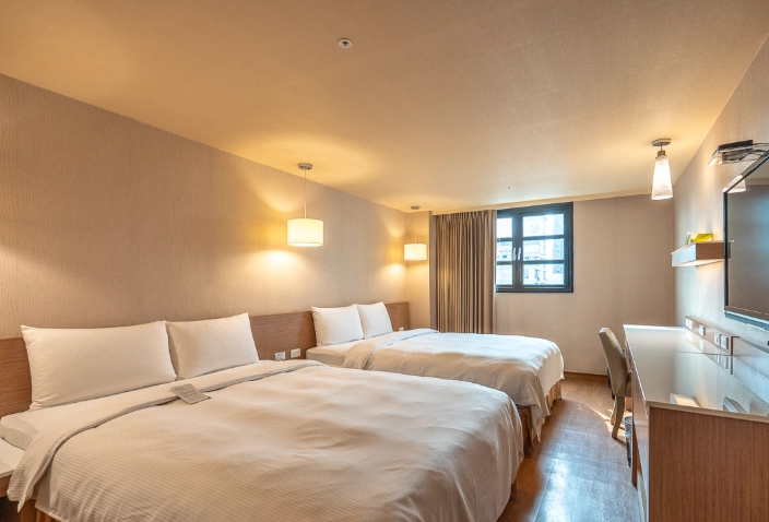 高雄車站附近酒店