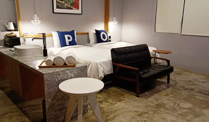 高雄火車站青年旅館