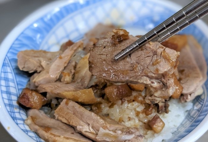 鹽埕捷運站美食