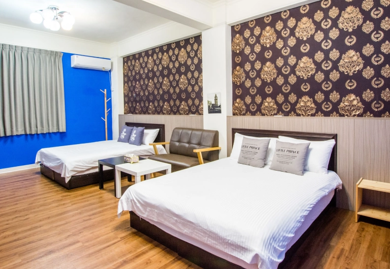 高雄車站週邊住宿