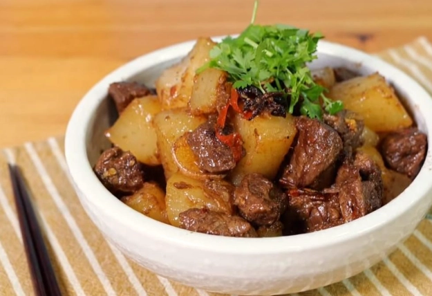 紅燒牛腩白蘿蔔食譜