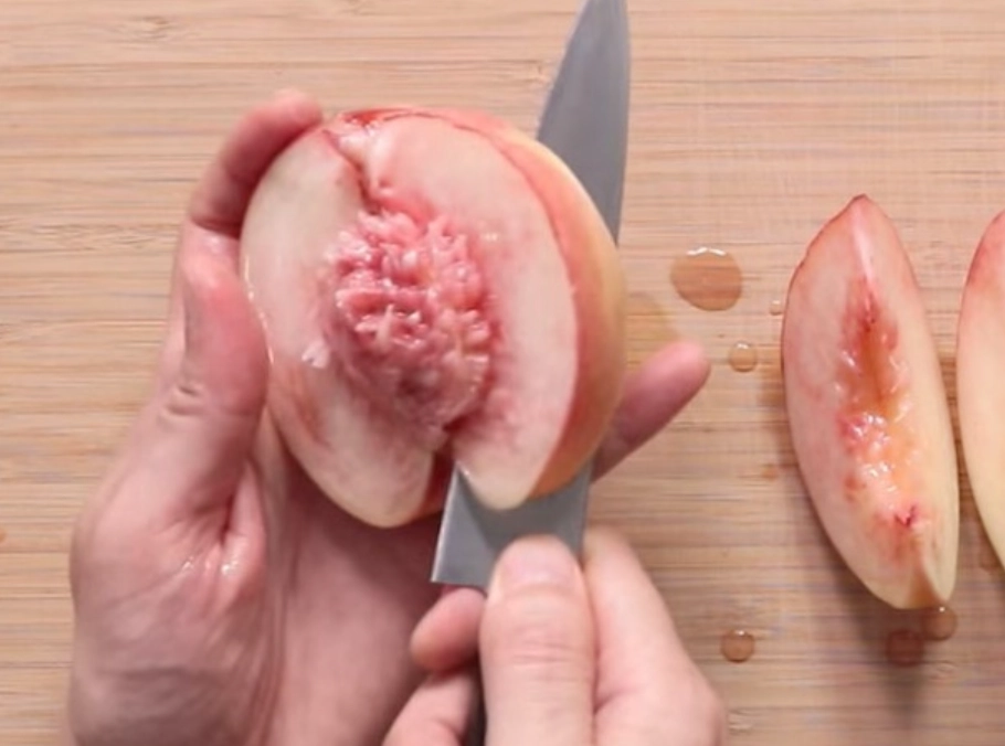 水蜜桃切法技巧