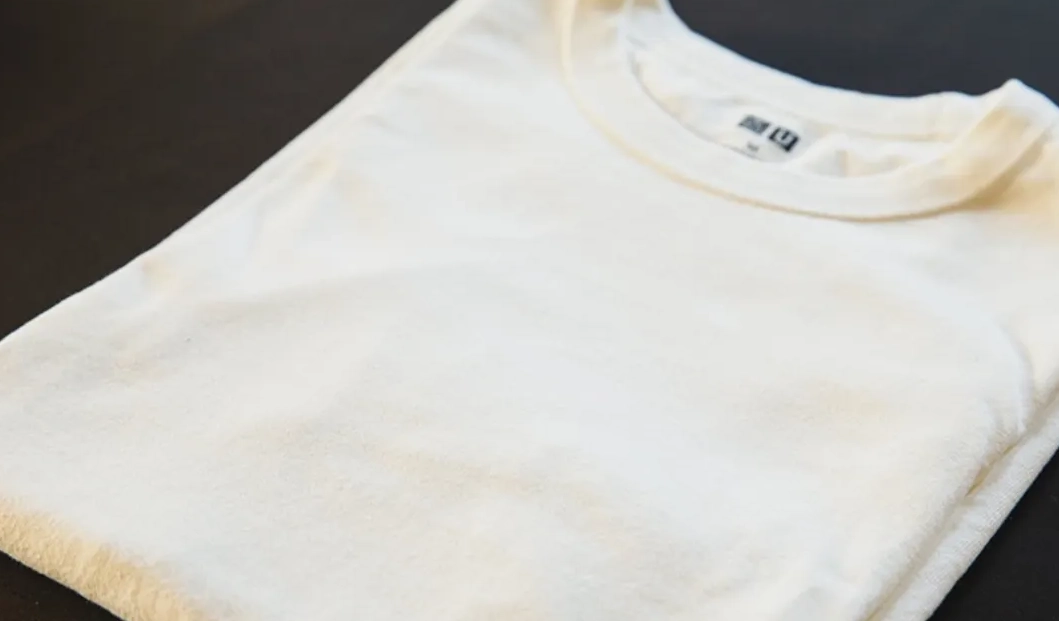 白色衣服變黃清洗