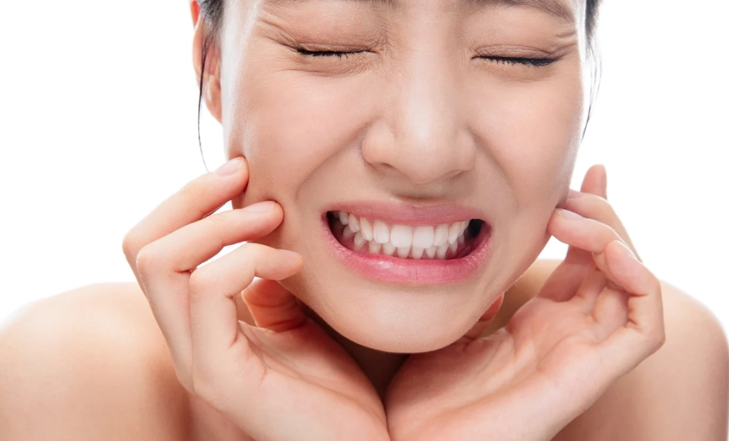 牙齒酸酸的怎麼辦