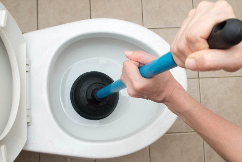 馬桶堵塞怎麼辦