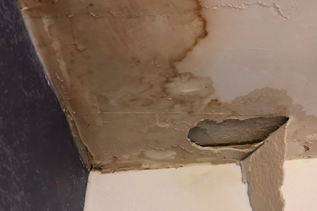 屋頂漏水怎麼辦