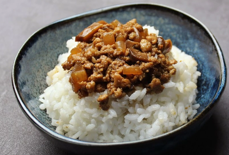 簡易肉燥飯食譜