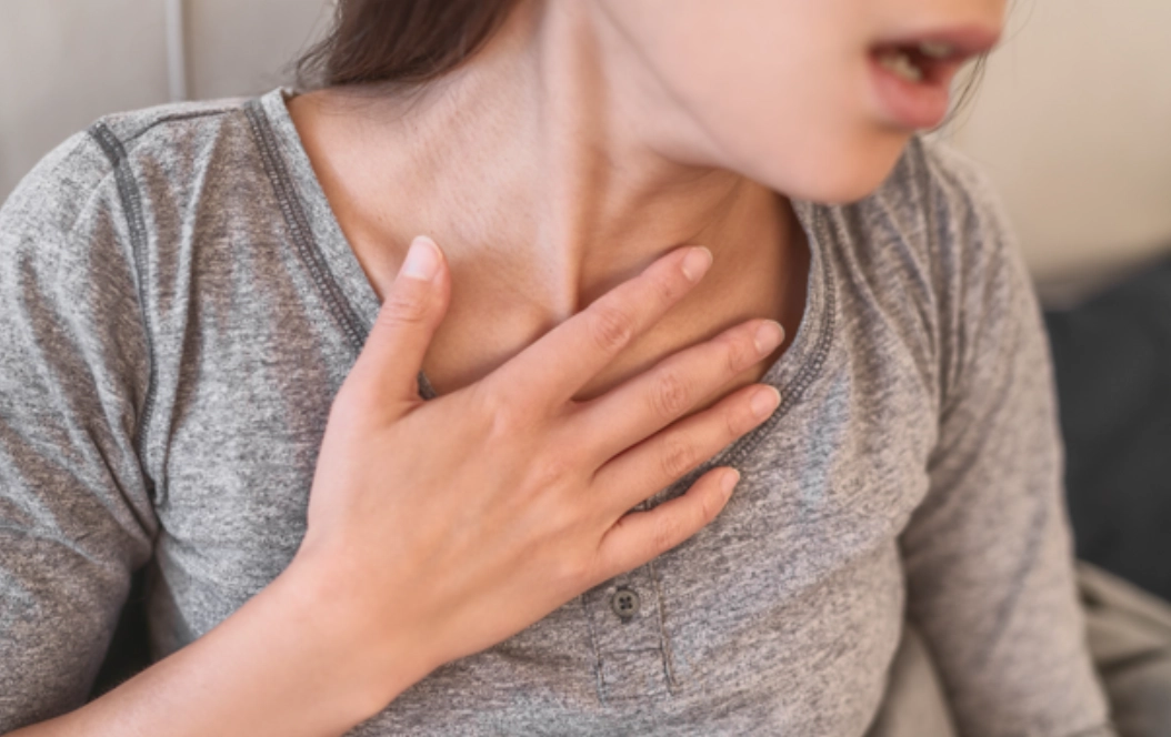 胸悶呼吸不順原因