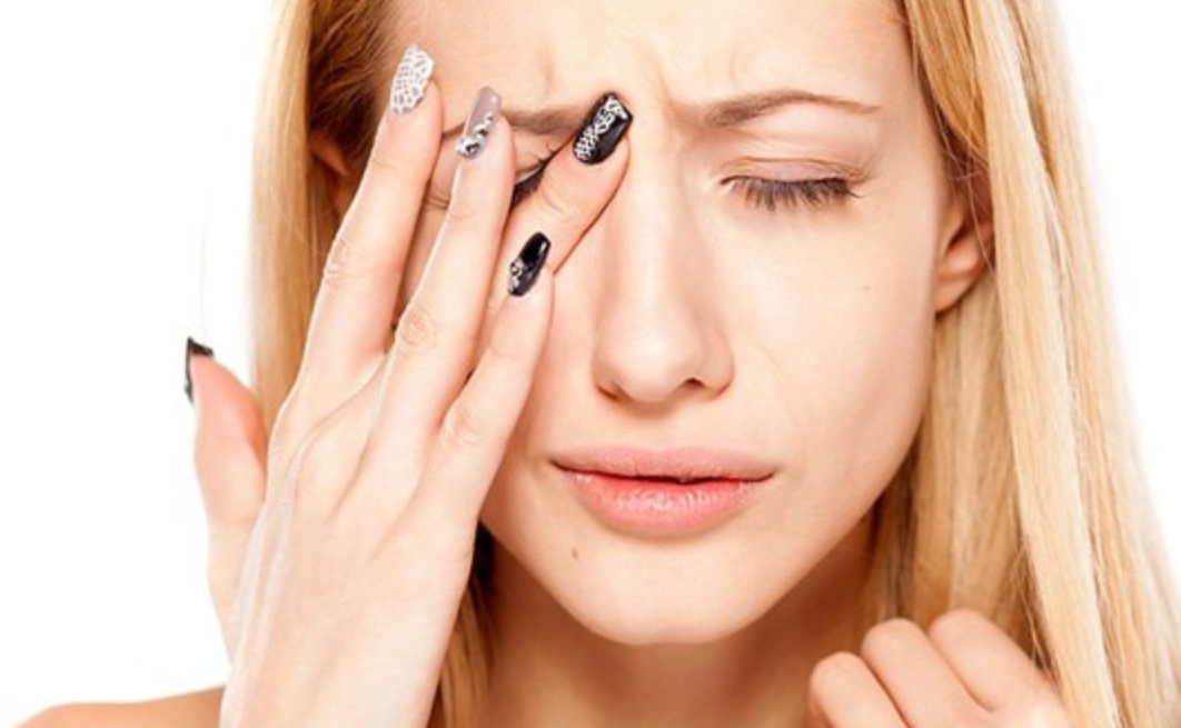 臉部感覺麻麻的